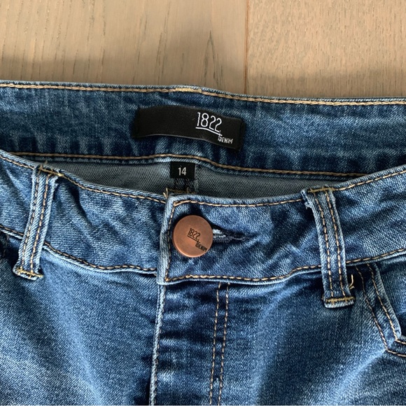 Nordstrom 1822 Denim Cutoff Blue Jean Shorts - Picture 2 of 5